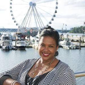 Meet your Posher, Lorraine